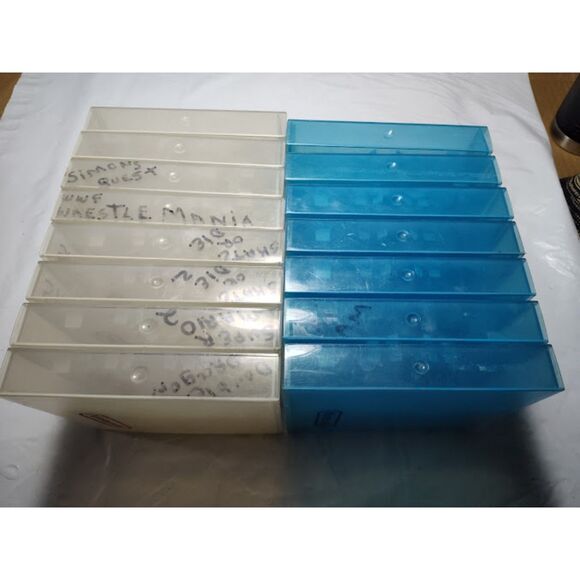 Vintage Lot of 15 Nintendo Hard Game Cases Clear & Blue - Picture 8 of 15